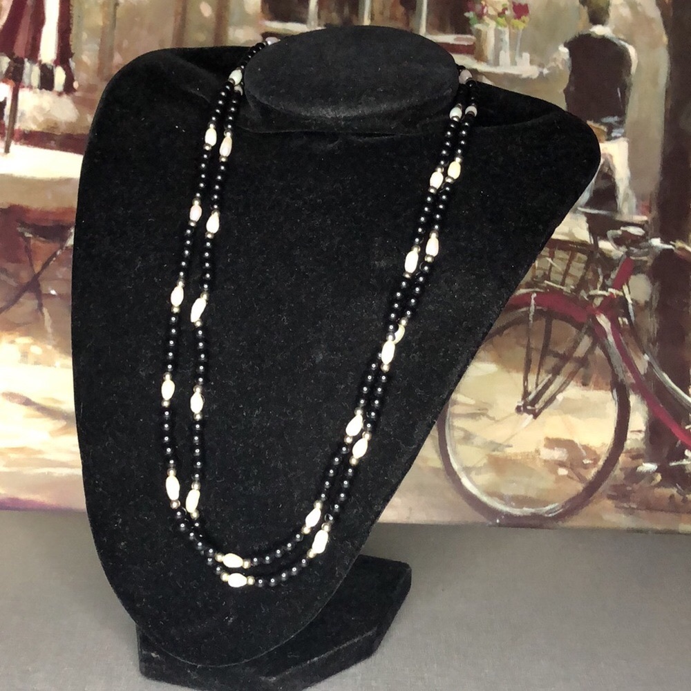 VINTAGE Elegant Black and White Beaded Double-Strand Necklace
